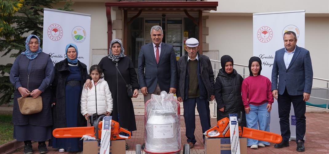 KDAKP Kapsamında 100 Kadın Üreticiye Ekipman Desteği